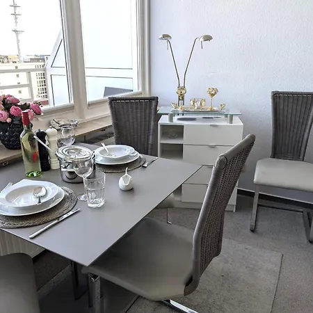 Apartment Haus Blanker Hans *